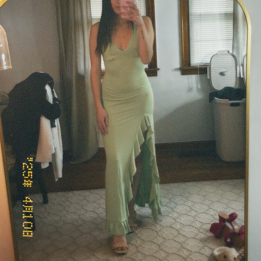 Elegant Mint Green Maxi Dress